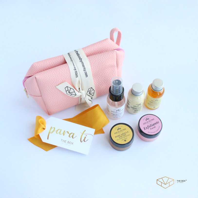 TRAVEL KIT - Imagen 2